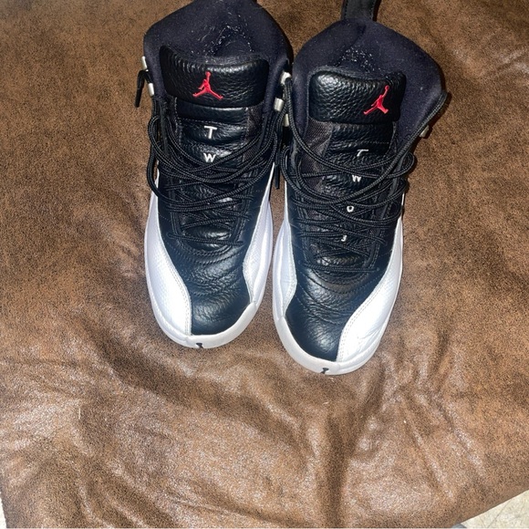 jordan 12 size 8 mens